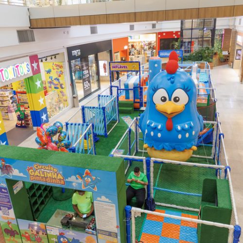 ShoppingSantaÚrsula recebe circuito temático da Galinha Pintadinha