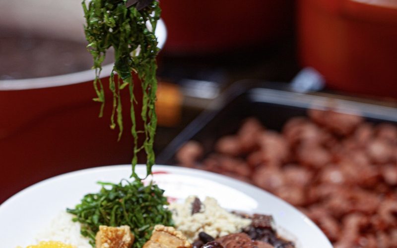 Tradicional no Brasil, Feijoada de São Jorge chega em Ribeirão Preto com muito samba