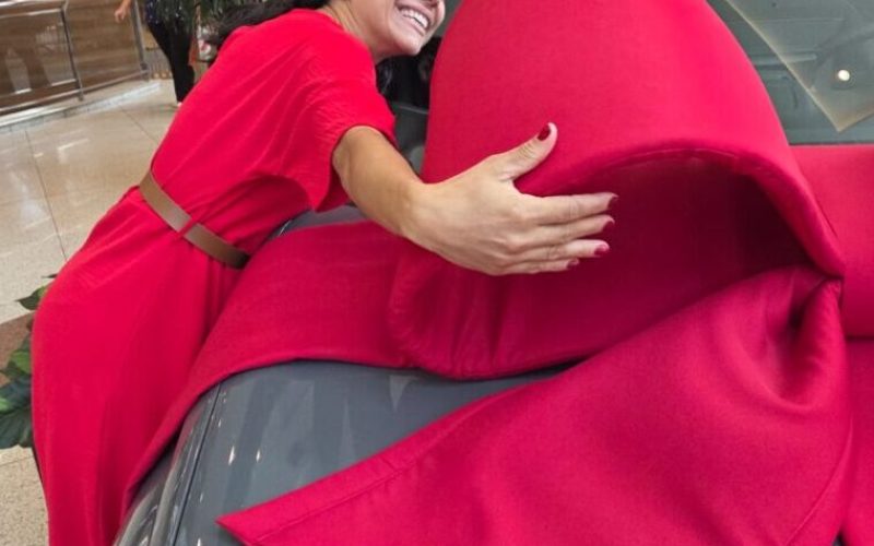 Campanha de Natal do ShoppingSantaÚrsula tem cliente de Ribeirão Preto premiada com SUV 0km