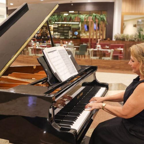 Apresentação musical do RibeirãoShopping comemora a chegada da primavera neste mês de setembro
