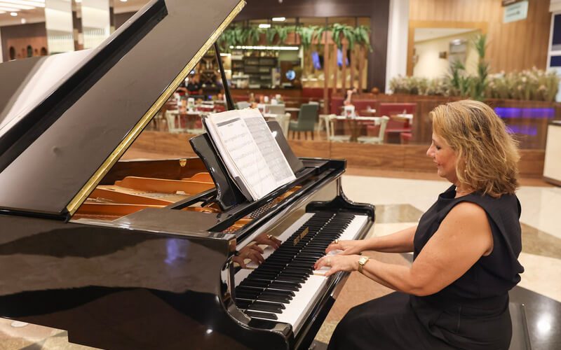 Apresentação musical do RibeirãoShopping comemora a chegada da primavera neste mês de setembro