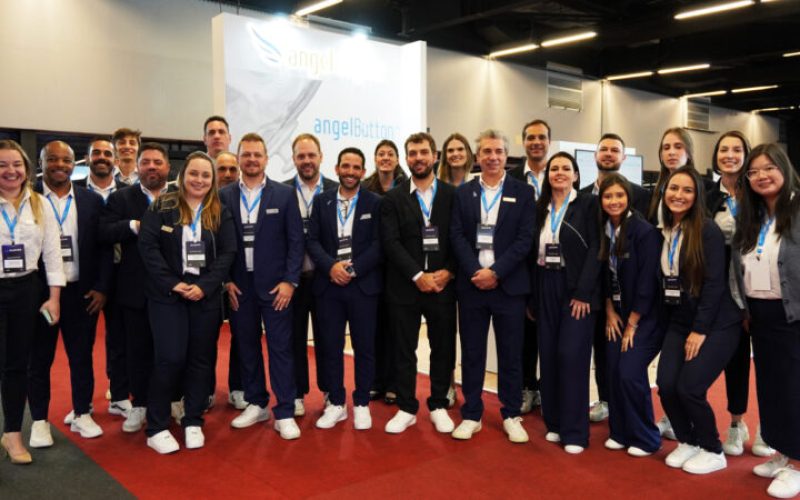 Aditek marca presença no Aligner Congress 2025 com lançamentos de novas ferramentas