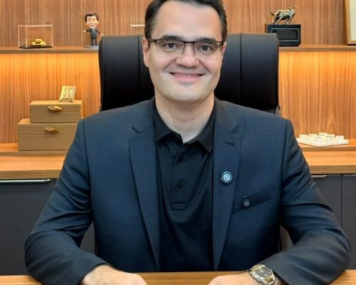 Antonio Esteca participa de obra que apresenta o novo mapa da regulação da educação superior