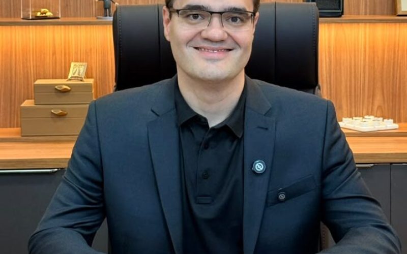 Antonio Esteca participa de obra que apresenta o novo mapa da regulação da educação superior