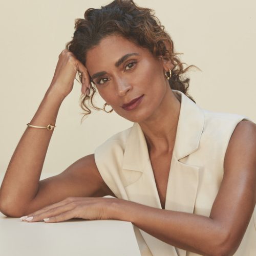 PELE NA MENOPAUSA: dermatologista explica sobre perda de colágeno, flacidez e ressecamento que desafiam mulheres no auge da vida