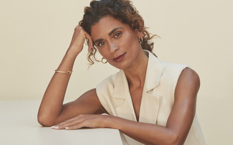 PELE NA MENOPAUSA: dermatologista explica sobre perda de colágeno, flacidez e ressecamento que desafiam mulheres no auge da vida