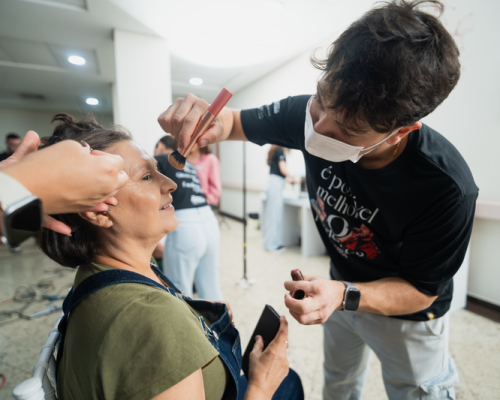 Hospital de Amor realiza pré-lançamento do “Outubro Rosa” com dia de beleza para pacientes em acompanhamento no Instituto de Prevenção, em Barretos (SP)