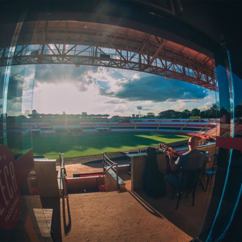 Camarote do Bar do Zeca Pagodinho oferece ingresso gratuito para jogo Botafogo x São Bernardo