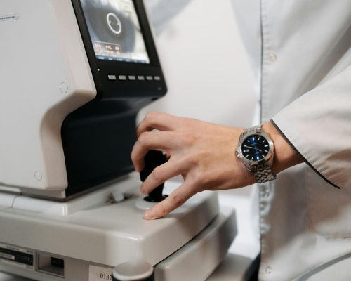 Parceria entre IDOMED e SBO oferece curso de Retina e Vítreo com foco em formação médica de excelência