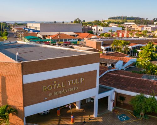 Royal Tulip JP é opção de descanso e diversão para o Carnaval 2025