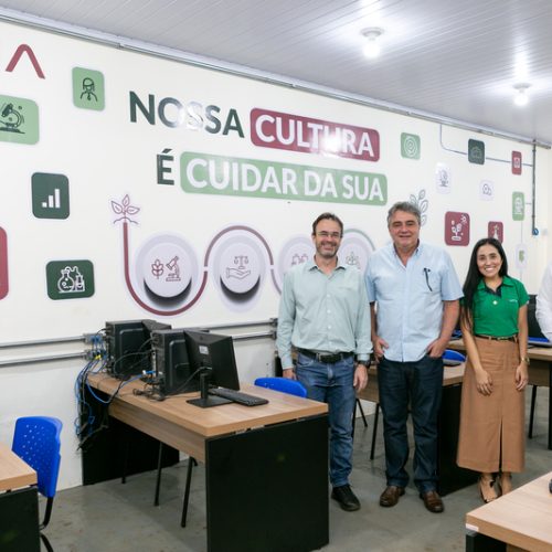 Programa de Aprendizagem do SENAI São Joaquim da Barra ganha novo laboratório de informática