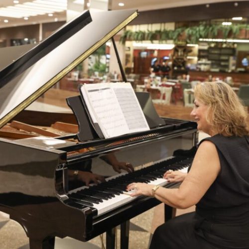 RibeirãoShopping promove apresentações de piano com repertório infantil durante o mês de julho