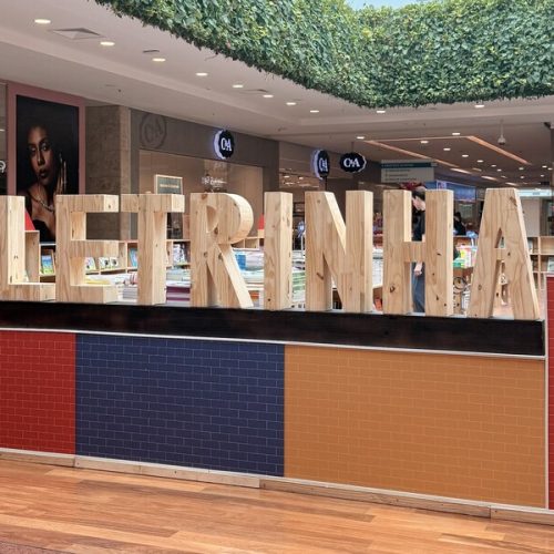 Leitura para todas as idades atrai público em feira de livros no RibeirãoShopping