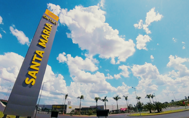 Santa Maria Outlet lança Promoção ‘Ano Premiado’ que transforma compras em patrimônio