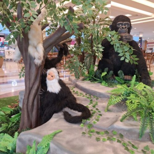 Exposição de animais selvagens no ShoppingSantaÚrsula conta com 24 réplicas em tamanhos reais