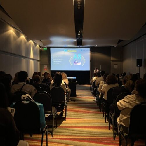 Indústria brasileira é destaque durante o 42º Congresso Internacional de Odontologia na Argentina