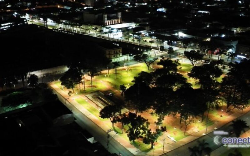 Conecta celebra 50 mil pontos de luz modernizados e redução do tempo de espera dos chamados de manutenção