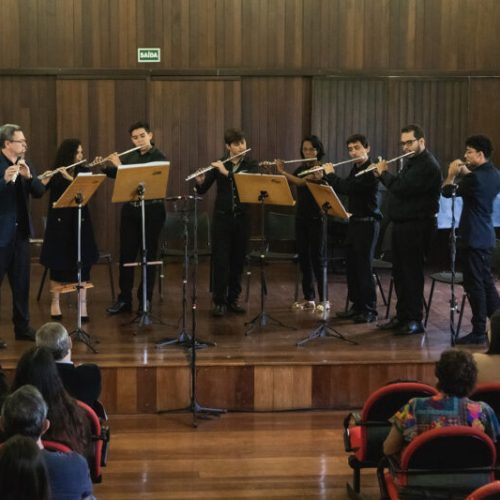 Alma leva cerca de 100 alunos ao palco em série de recitais gratuitos na USP