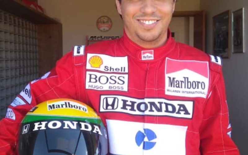 Shopping Santa Úrsula promove mostra em homenagem a Ayrton Senna, ícone do automobilismo mundial