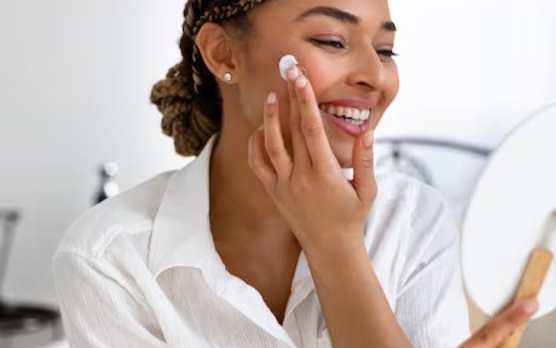 Você cuida da sua pele? Entenda a relevância do dermatologista para a sua saúde