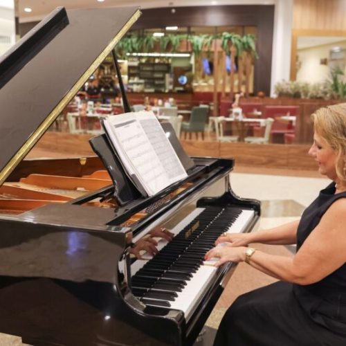 Concertos de piano embalam o clima de Natal no RibeirãoShopping em dezembro