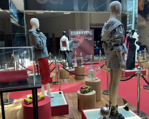 RibeirãoShopping apresenta exposição inspirada no filme “O Diabo Veste Prada 2”