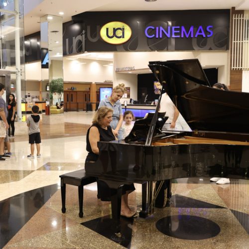 Apresentações gratuitas de piano e da Orquestra Sinfônica de Ribeirão Preto marcam o mês dos pais no Ribeirão Shopping