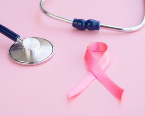 Outubro Rosa reforça a importância do diagnóstico precoce do câncer de mama