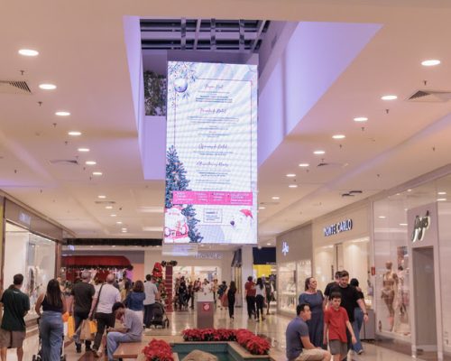 Varejo e serviços impulsionam contratações temporárias em Ribeirão Preto