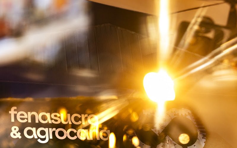 Brasil avança na transição energética com E30 e B15 e reforça protagonismo na Fenasucro & Agrocana