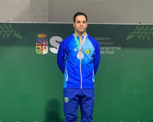  Atleta de Ribeirão Preto conquista primeiro lugar em Campeonato Sul-Americano de Karatê na Bolívia