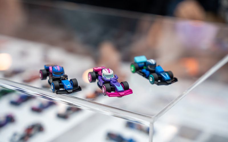 Campanha de férias do RibeirãoShopping com Mini Figure LEGO® Fórmula 1® e cartão com bônus da HotZone segue até 13 de fevereiro