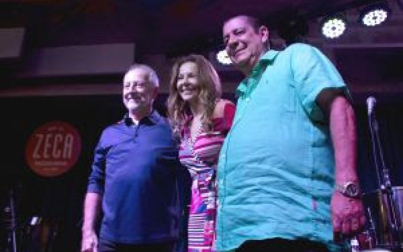 Bar do Zeca Pagodinho é inaugurado em Ribeirão Preto