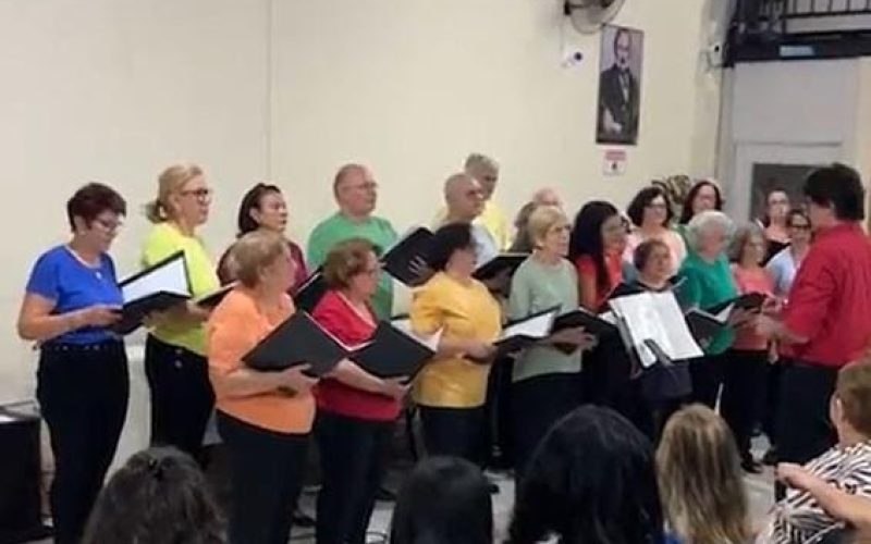 Sinfonias de Natal seguem encantando o público no Novo Shopping