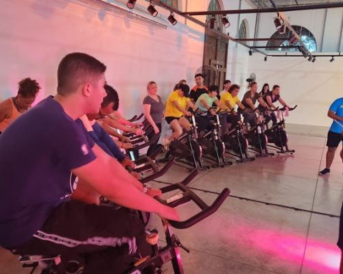 ShoppingSantaÚrsula participa do Dia do Desafio com ação gratuita de ciclismo interativo