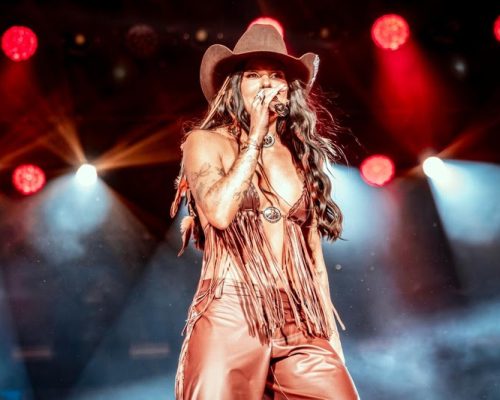 Festa do Peão de Barretos tem noite de grandes shows e Barretão Elétrico