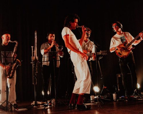 Zé Ibarra apresenta álbum AFIM em Ribeirão Preto pelo projeto A Música Brasileira Vive