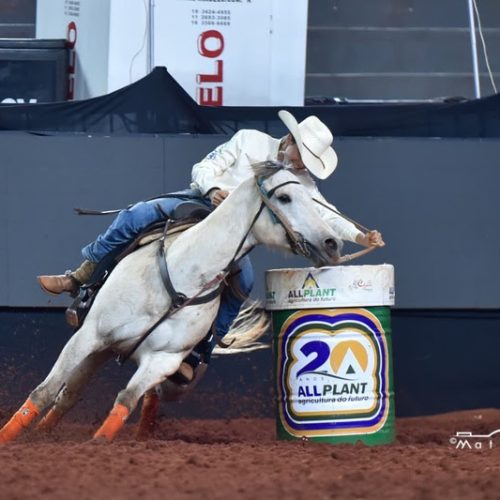 LNR dá início às montarias em touros na Festa do Peão de Barretos