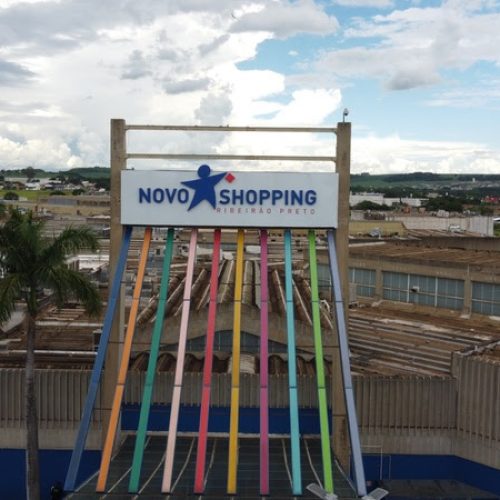 Novo Shopping lança campanha de Dia das Mães e presenteia clientes com mimo especial
