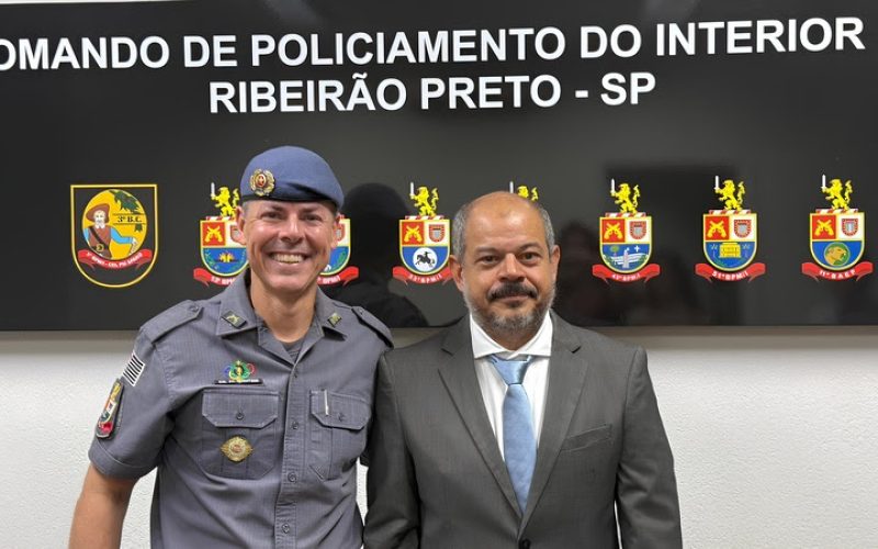 Luit Marques, da Bananas Eventos, foi um dos homenageados pelo Coronel Quintino na Sede da Polícia Militar em Ribeirão Preto, com a medalha Patrono do Comando de Policiamento do Interior Três