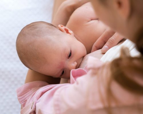 Agosto Dourado: Hospital Regional de Franca incentiva doação de leite materno