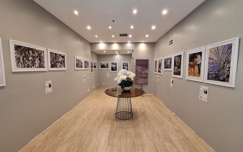  ShoppingSantaÚrsula recebe exposição fotográfica “Memórias: Uma viagem ao passado”