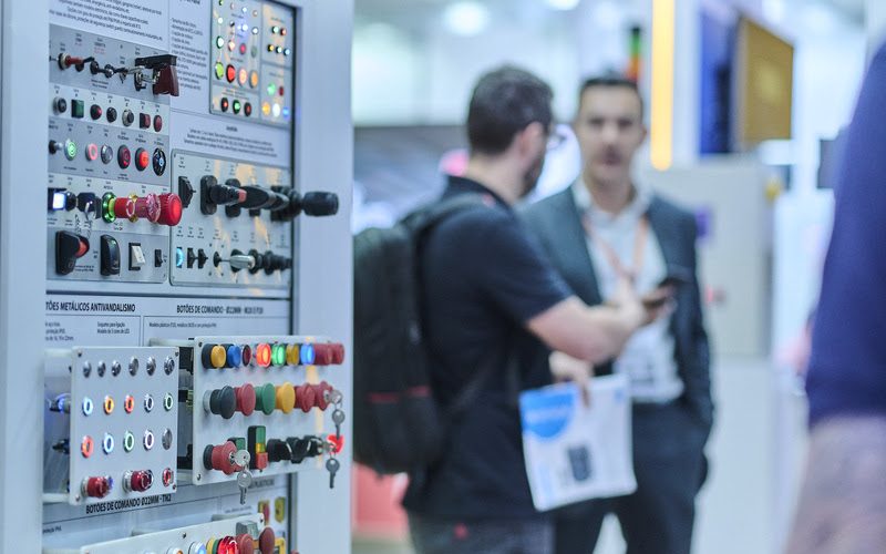 Diretor da ANEEL discutirá futuro da indústria elétrica e eletrônica durante a FIEE 