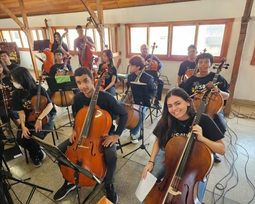 Sinfonias de Natal levam magia e música às noites de dezembro do Novo Shopping