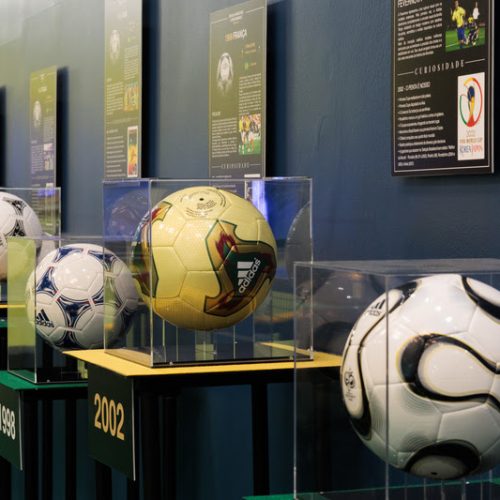 Exposição Bolas das Copas no Shopping Santa Ursula. Foto Renato Lopes