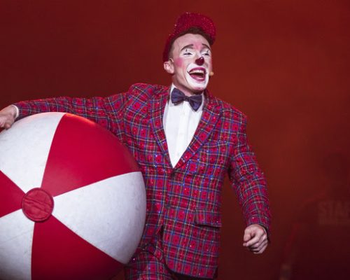 Mirage Circus prorroga temporada com ingressos solidários e arrecadação de mantimentos para apoiar vítimas das enchentes no Rio Grande do Sul