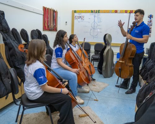 Instituição Aparecido Savegnago promove Concerto Pedagógico de Violino e Violoncelo