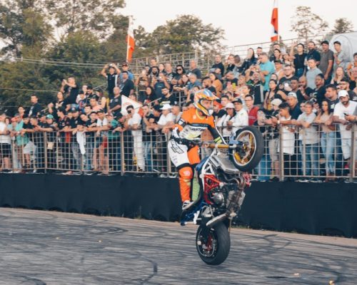 Shows de manobras radicais estão confirmados na edição de 20 anos do Barretos Motorcycles