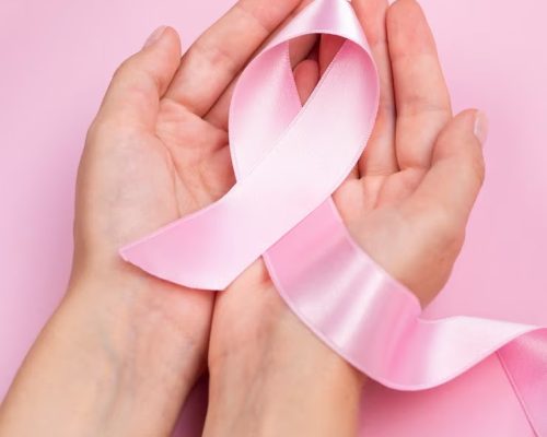 Outubro Rosa: atenção aos sinais é fator indispensável na luta contra o câncer de mama