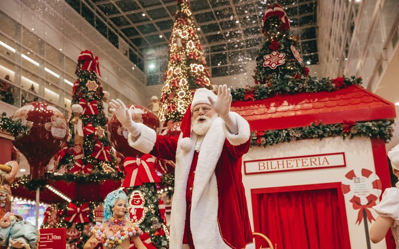 Papai Noel chega ao RibeirãoShopping nesta sexta-feira, 7 de novembro, e marca a abertura oficial da Decoração de Natal